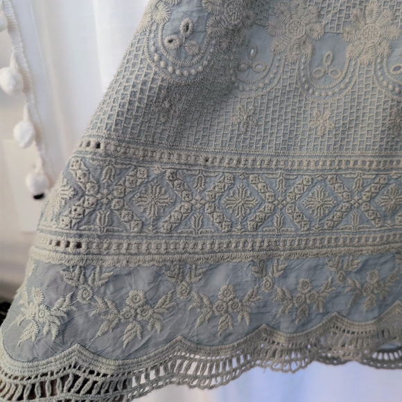 Johnny Was Light Blue and Beige Embroidered Tunic - Picture 4 of 5